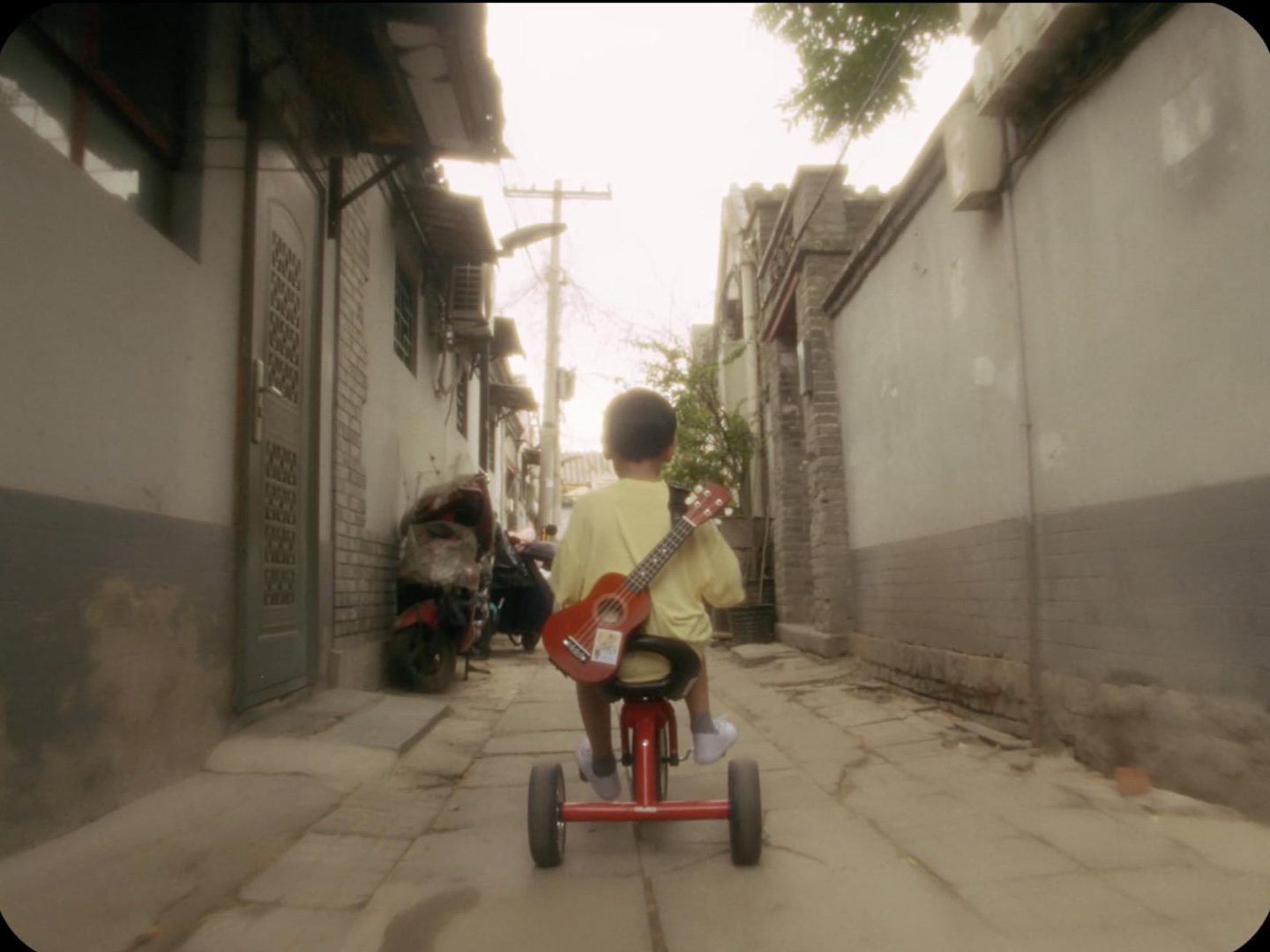 TONIGHT WILL BE FINE film still 3